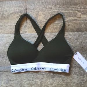 Calvin Klein Push-Up Sports Bra